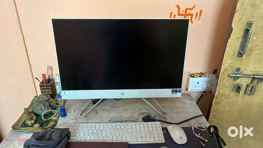 Hp all in 1 pc intel core I5 supermint condition
