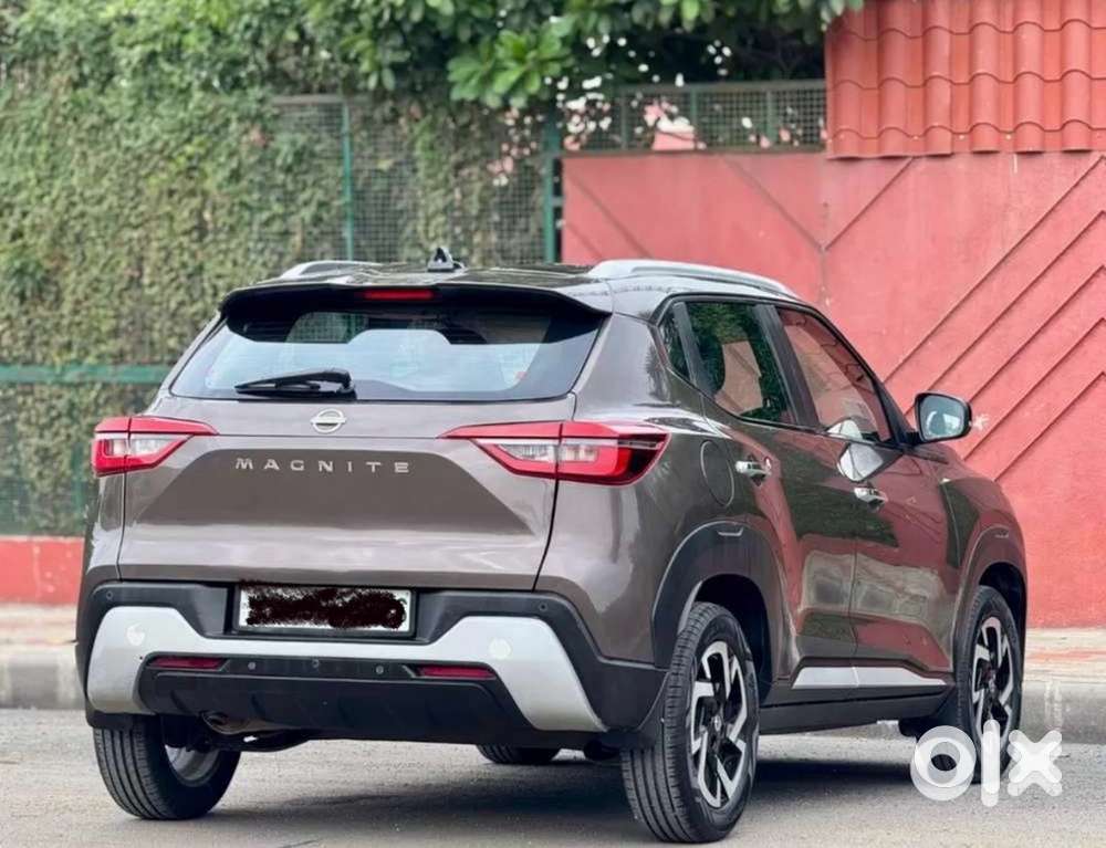 Nissan Magnite 2021 Petrol 13000 Km Driven