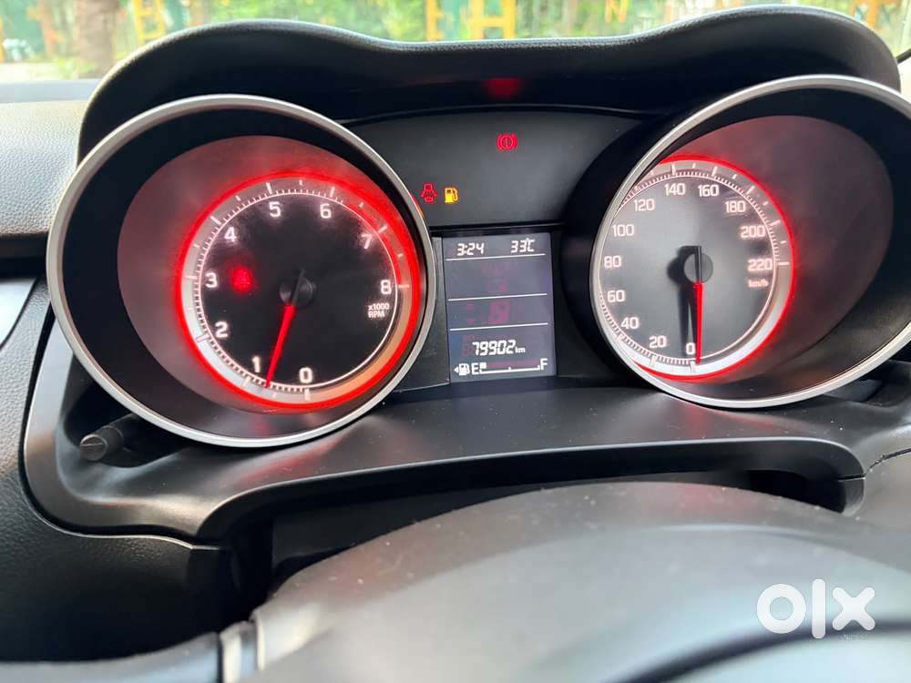 Maruti Suzuki Swift Zxi, 2021, Petrol