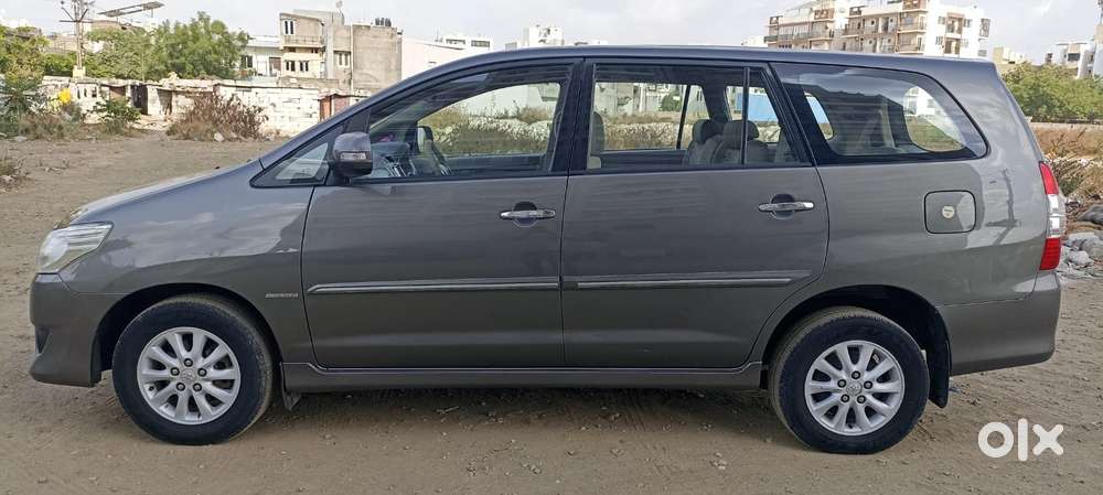 Toyota Innova 2.0 V, 2012, Diesel