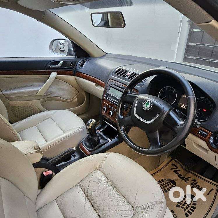 Skoda Laura 1.8 Tsi Ambition, 2011, Petrol