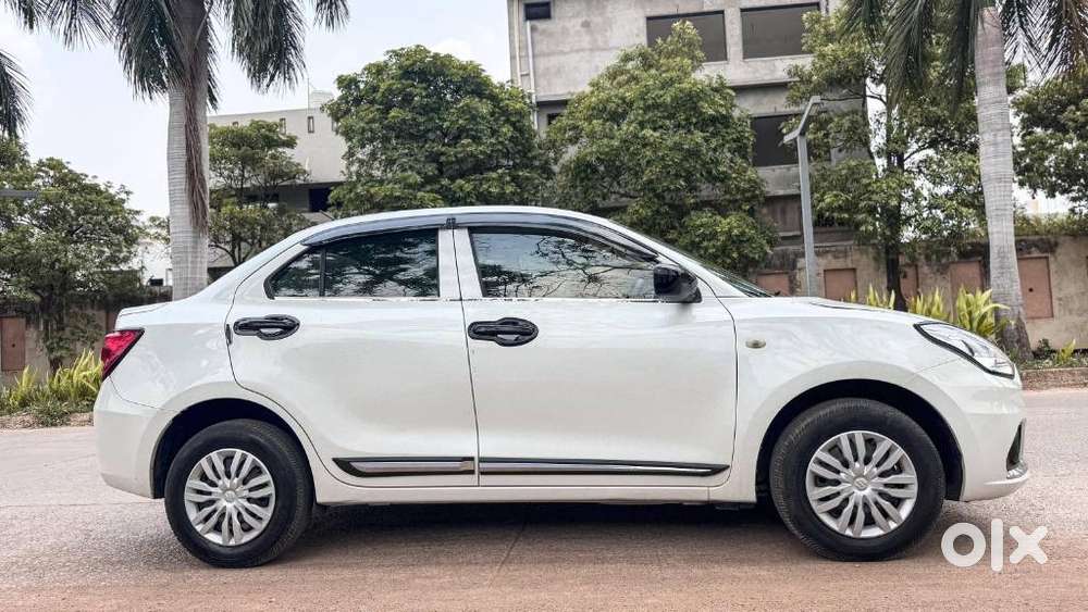 Maruti Suzuki Dzire 1.2 Lxi, 2021, Petrol
