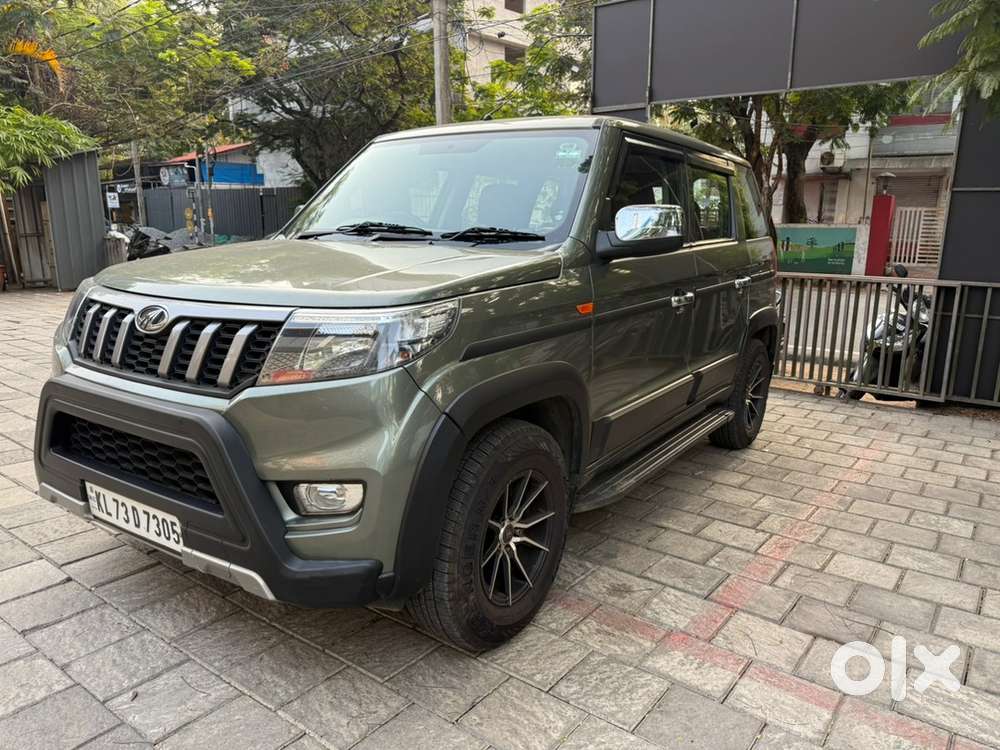 Mahindra Bolero Neo N8