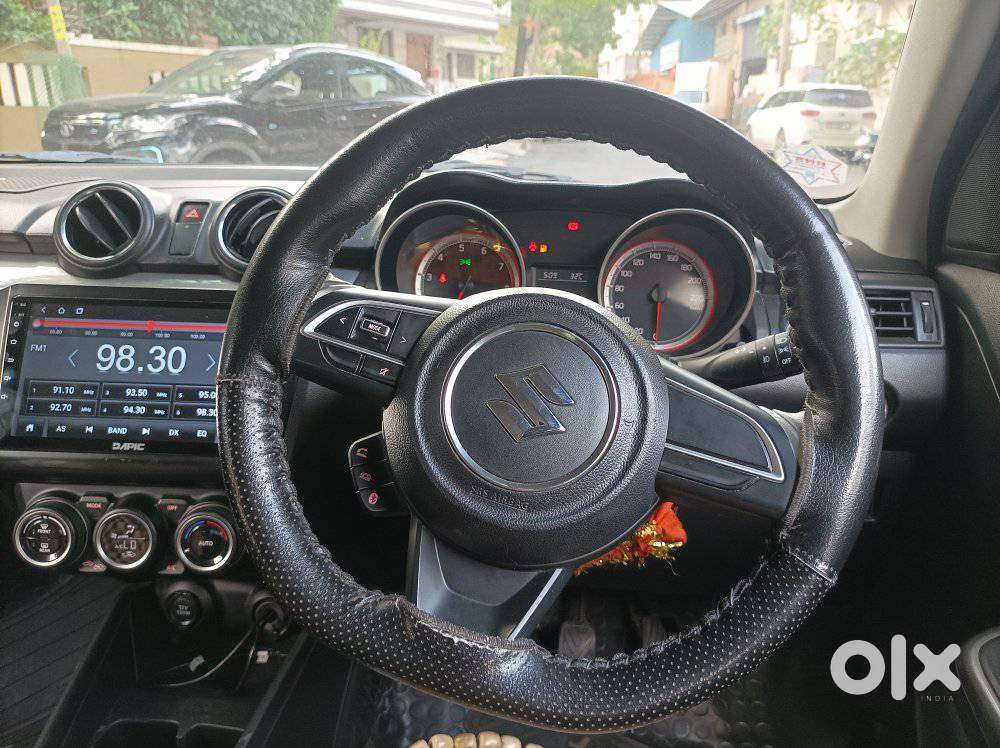 Maruti Suzuki Swift 2018 Zxi, 2019, Petrol