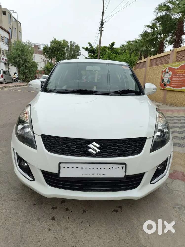 Maruti Suzuki Swift 2015 Diesel Well Maintained, 4 Tyre New ,