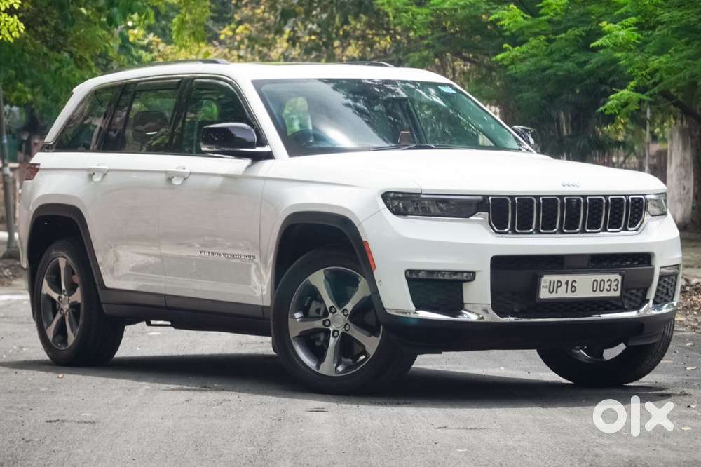 Jeep Grand Cherokee Limited (o) 4x4 At, 2023, Petrol