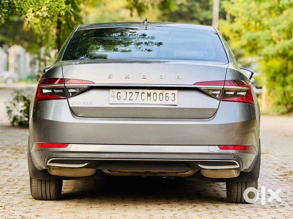 Skoda Superb 2.0 L&k Tsi At, 2022, Petrol