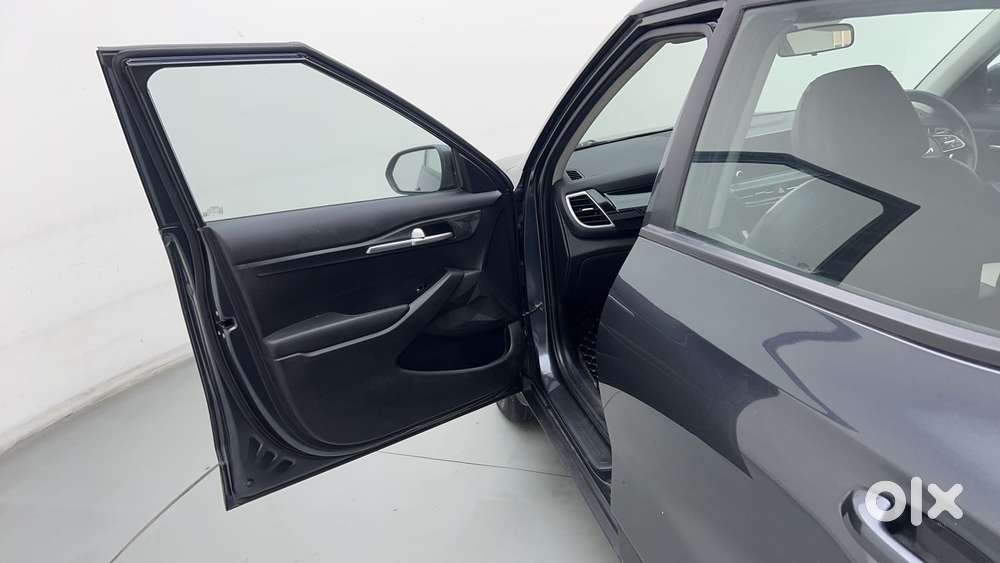 Kia Seltos 1.5 Htk+, 2023, Petrol