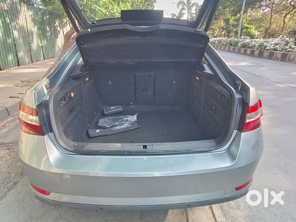 Skoda Superb Lk 1.8 Tsi At, 2018, Petrol