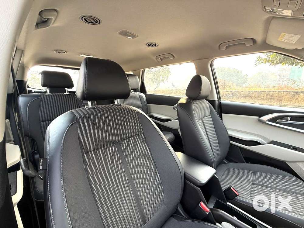 Kia Carens 1.4 Prestige Plus Turbo Dct 7 Str, 2022, Petrol