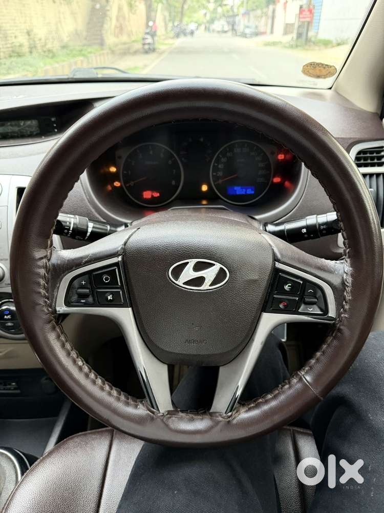 Hyundai I20 2010-2012 1.2 Sportz Option, 2011, Petrol