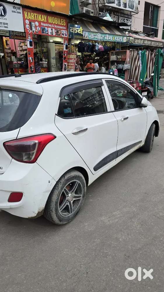 Hyundai Grand I10 2015 डीज़ल मैनुअल