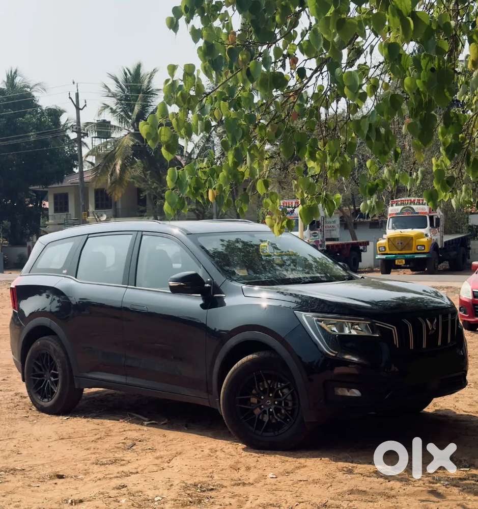 Mahindra Xuv700 2025 Petrol 2800 Km Driven