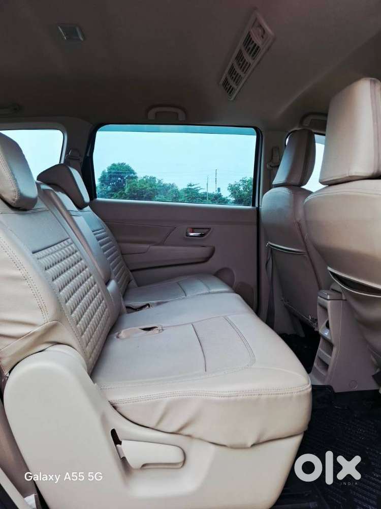 Maruti Suzuki Ertiga 1.5 Zxi Plus, 2025, Cng & Hybrids