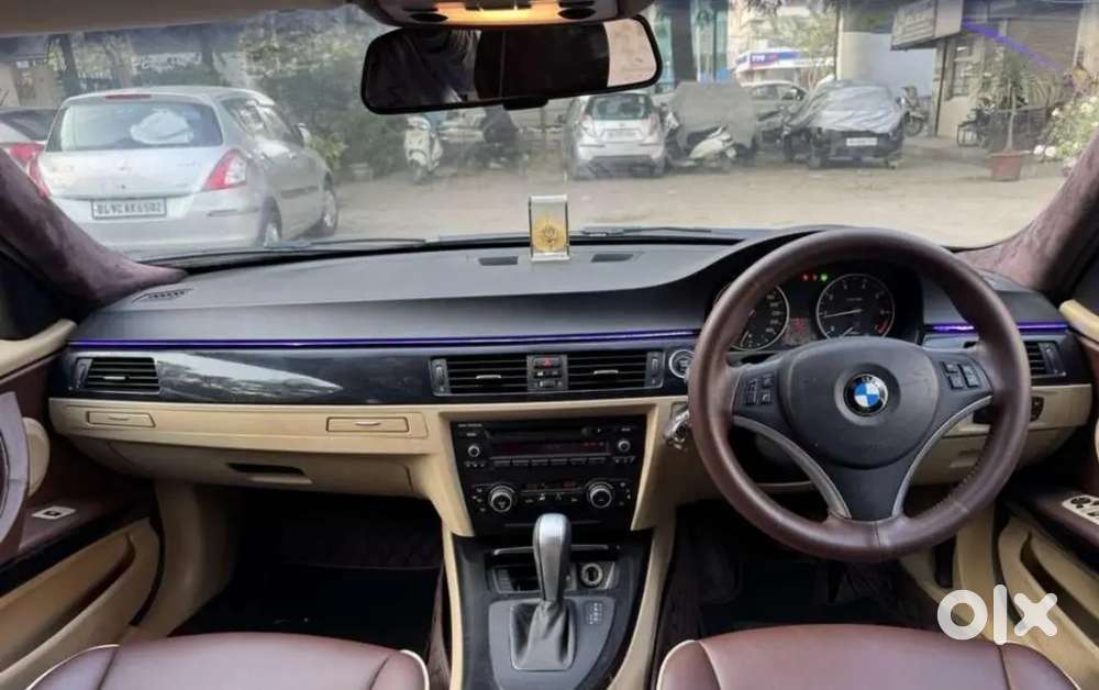 गाड़ी के सभी पार्टस नवी कंडीशन में है अभी तक कोई कमी नहीं है