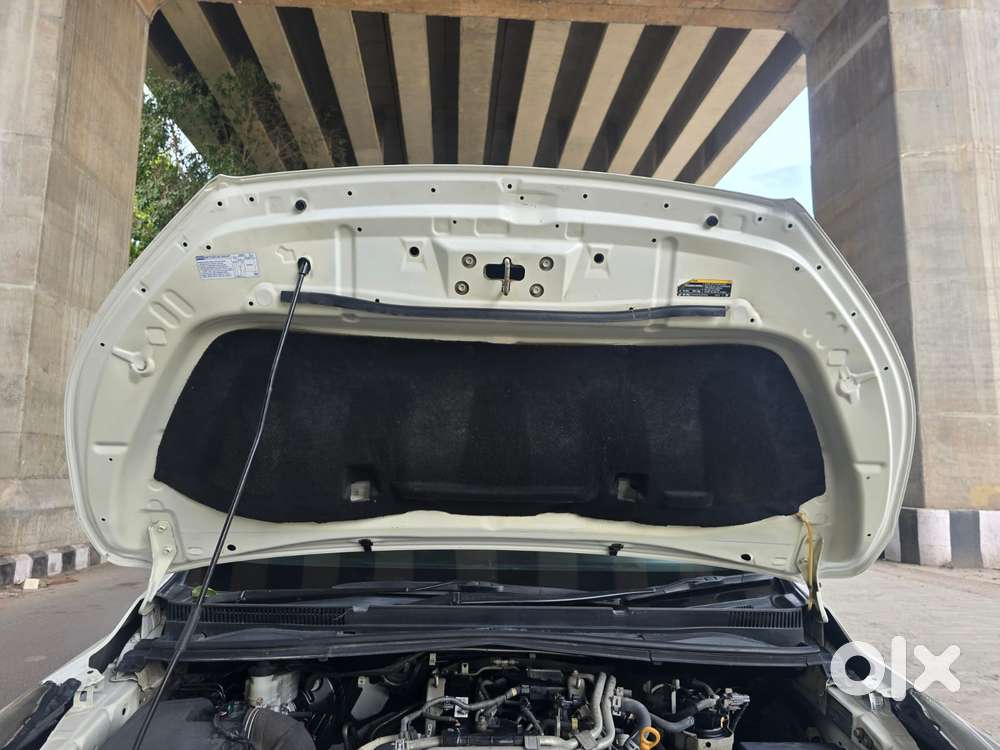 Toyota Innova Crysta 2.8 Gx At, 2017, Diesel