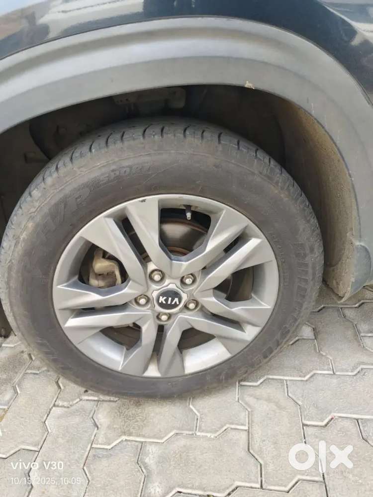 Kia Seltos 2020 Diesel 56000 Km Driven Well Maintained With Csr.