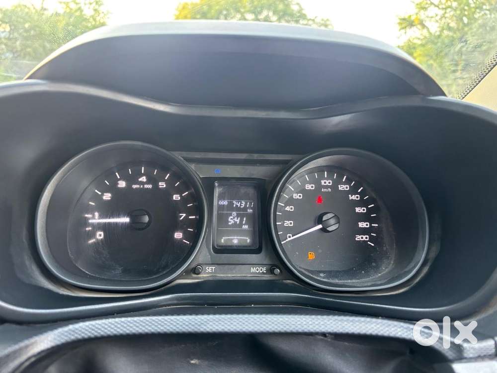 Tata Nexon 1.2 Revotron Xm (s), 2018, Diesel