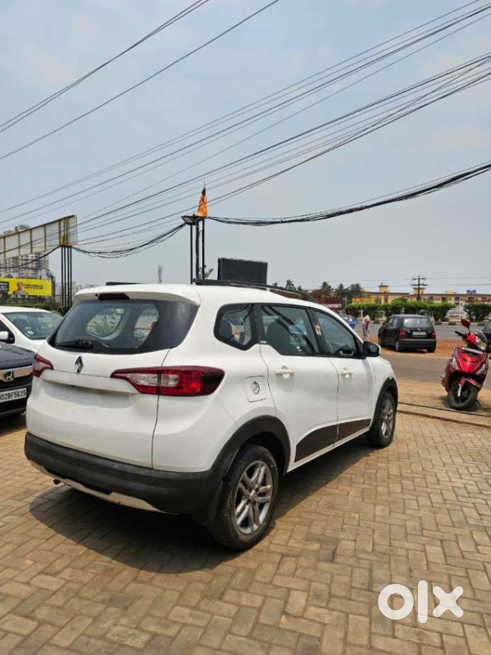 Renault Triber Rxz, 2020, Petrol