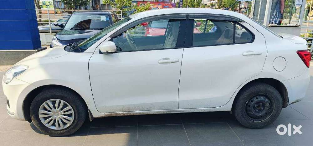 Maruti Suzuki Dzire 1.2 Vxi Amt, 2019, Petrol
