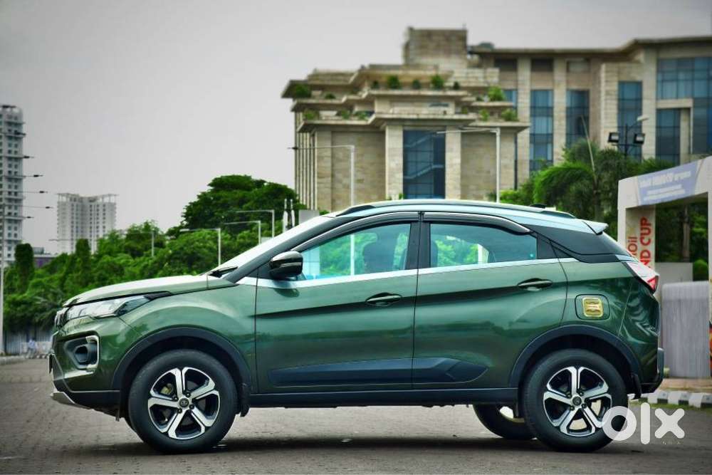 Tata Nexon 1.2 Revotron Xza Plus (o) Amt, 2021, Petrol
