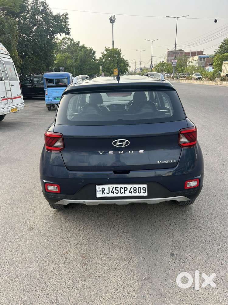 Hyundai Venue S 1.2 Petrol, 2021, Petrol