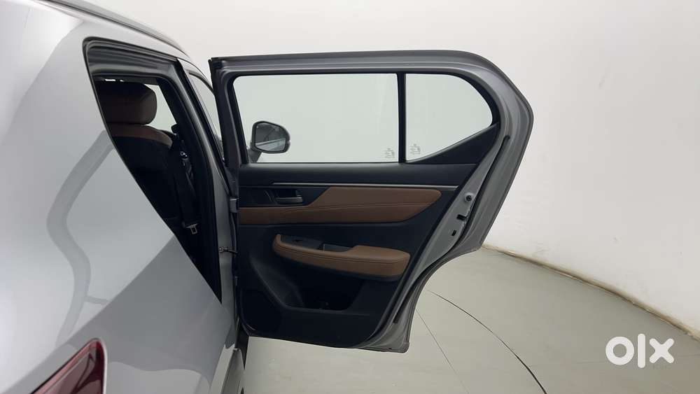 Honda Elevate Zx Cvt, 2024, Petrol