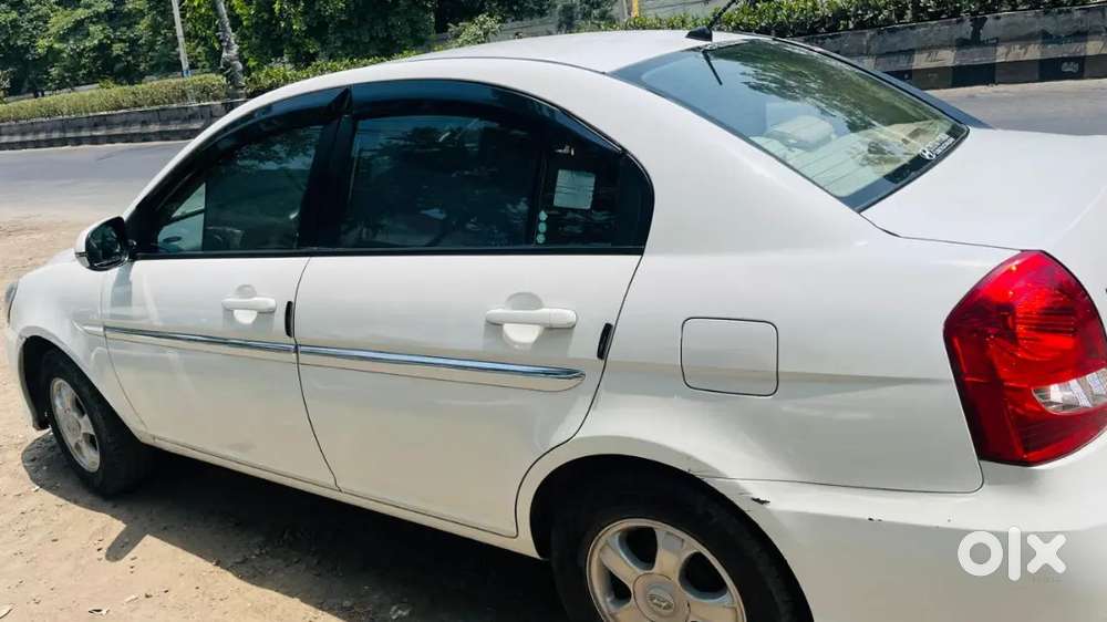 Hyundai Verna 2010