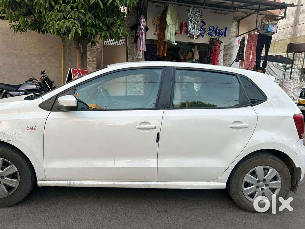 Volkswagen Polo Petrol Manual 2012