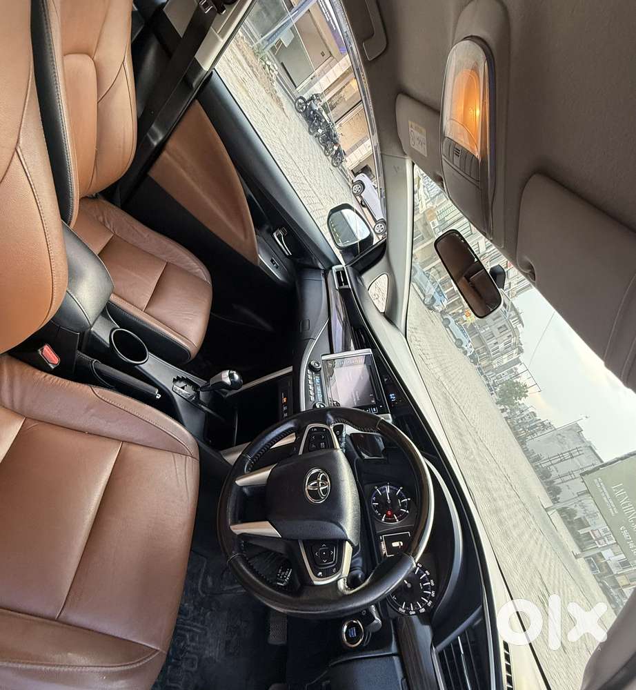 Toyota Innova Crysta 2.8z Automatic, 2018, Diesel