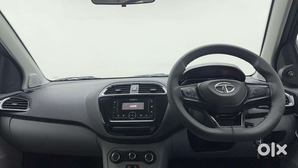 Tata Tiago 1.2 Revotron Xt Option, 2021, Petrol