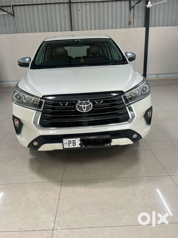 Toyota Innova Crysta 2022