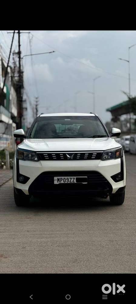Mahindra Xuv300, 2023, Petrol
