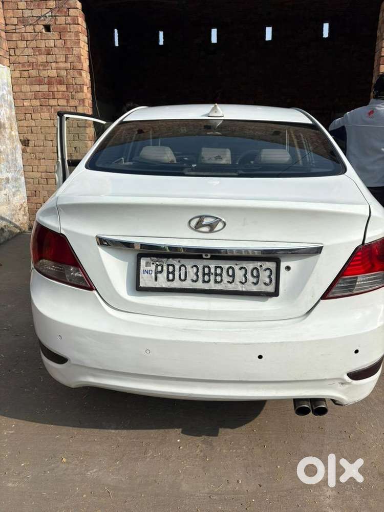 Hyundai Fluidic Verna 2013