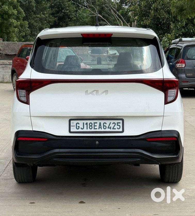Kia Carens 1.4 Premium 7 Str, 2023, Diesel