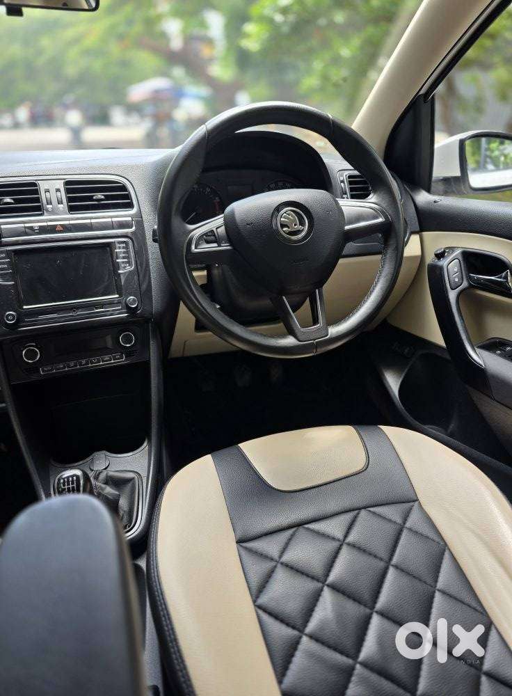 Skoda Rapid [ ] 1.6 Mpi Style Plus, 2018, Petrol