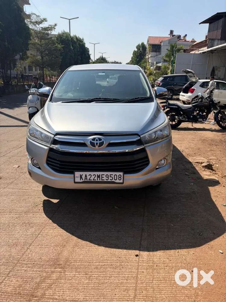 Toyota Innova Crysta 2.4 G 2017