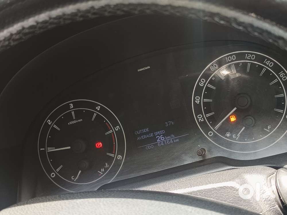 Toyota Innova Crysta 2.4 G Mt, 2017, Diesel
