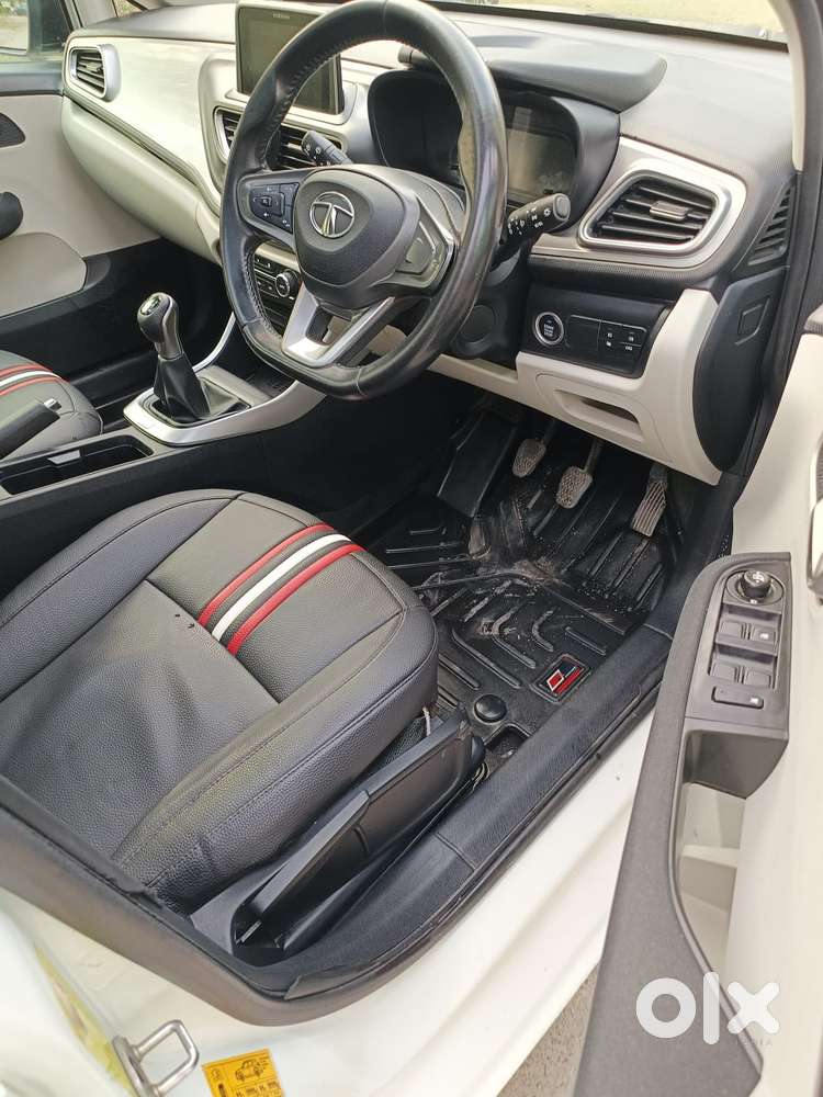 Tata Altroz Xz Plus (s) Icng, 2023, Cng & Hybrids