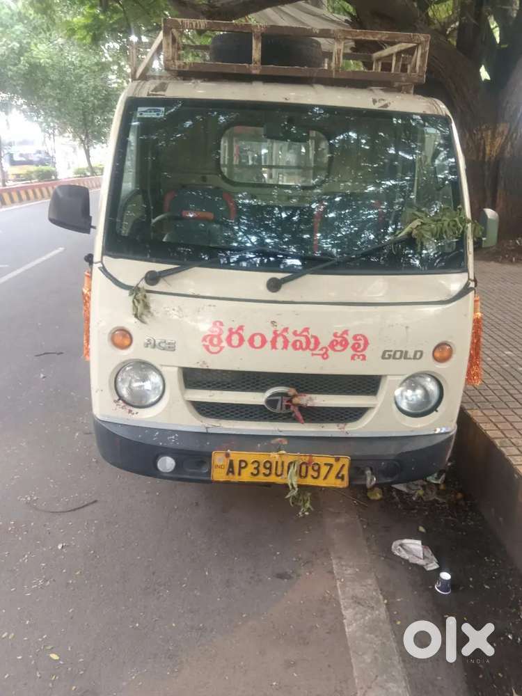 Commercial vehicle tata ace