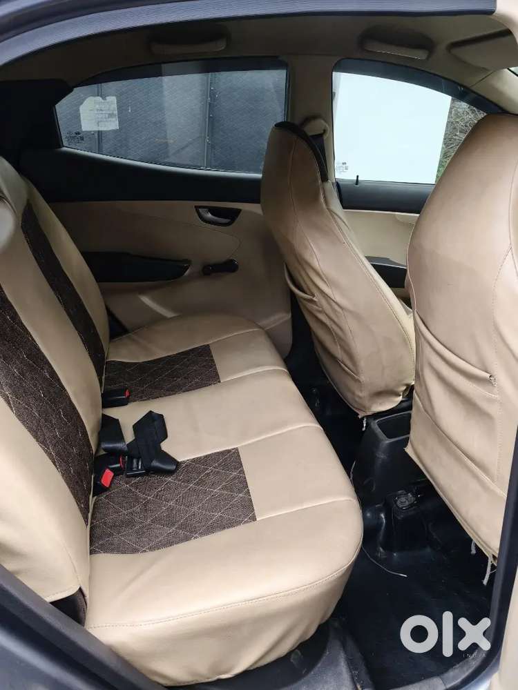 Hyundai Eon Sportz 2011