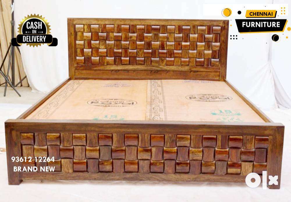 Wooden hot sale cot olx