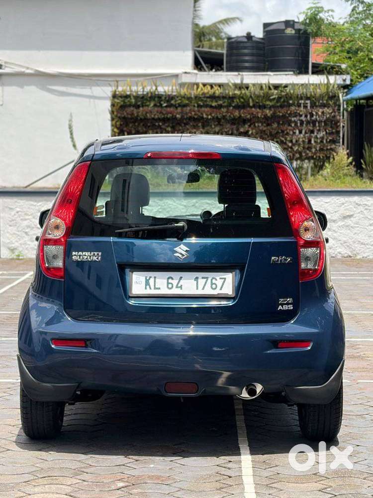 Maruti Suzuki Ritz Zxi, 2012, Petrol