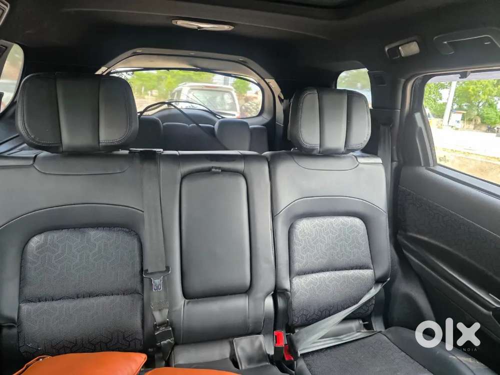 Tata Safari 7s 2024 Top End Model Push Start Button Sunroof Full Top