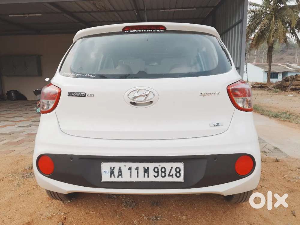 Hyundai Grand I10 2017 Petrol Well Maintained