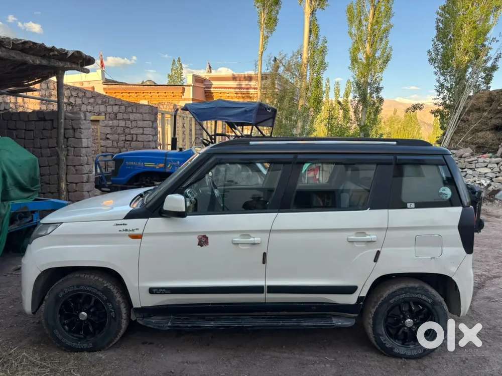 Mahindra Tuv 300 T8