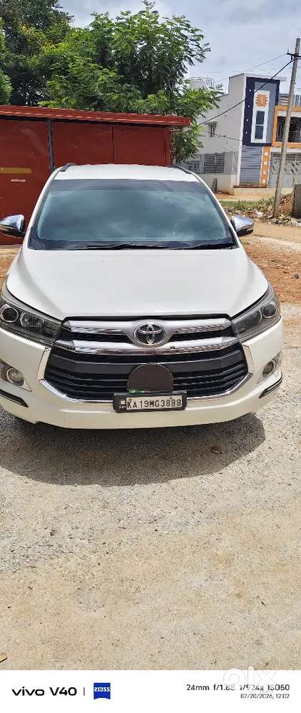 Toyota Innova Crysta 2016 Diesel Manual