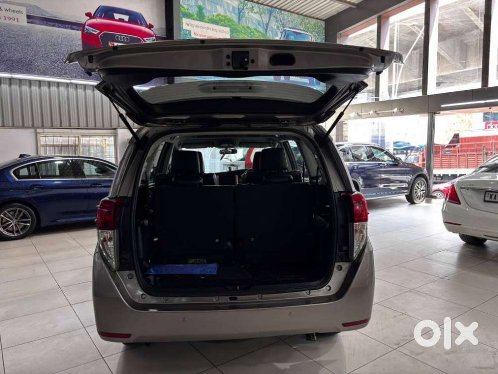 Toyota Innova Crysta 2.5z, 2017, Diesel