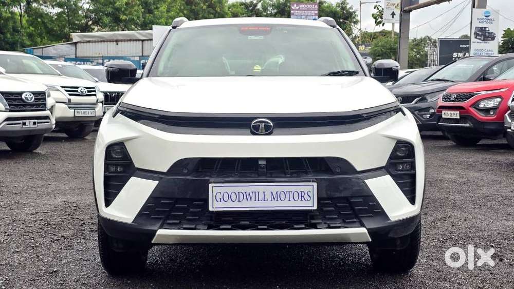 Tata Nexon Creative Plus 1.2 Revotron Petrol 6 Mt, 2025, Cng & Hybri..