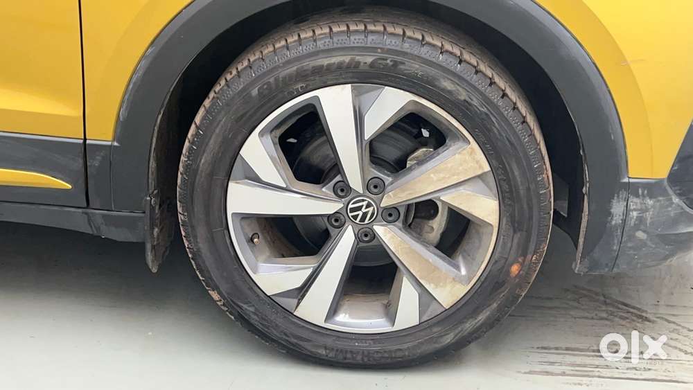 Volkswagen Taigun Topline 1.0 Tsi At (electric Seats), 2022, Petrol